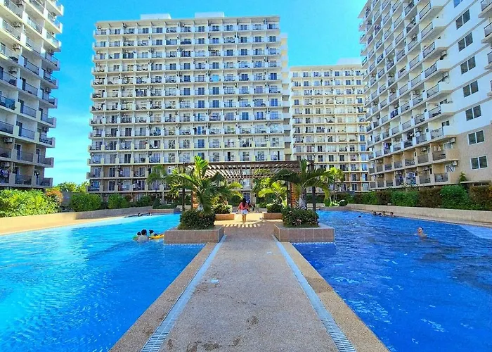 Cozy With Pool And Sea View Lapu-lapu Apartment *
